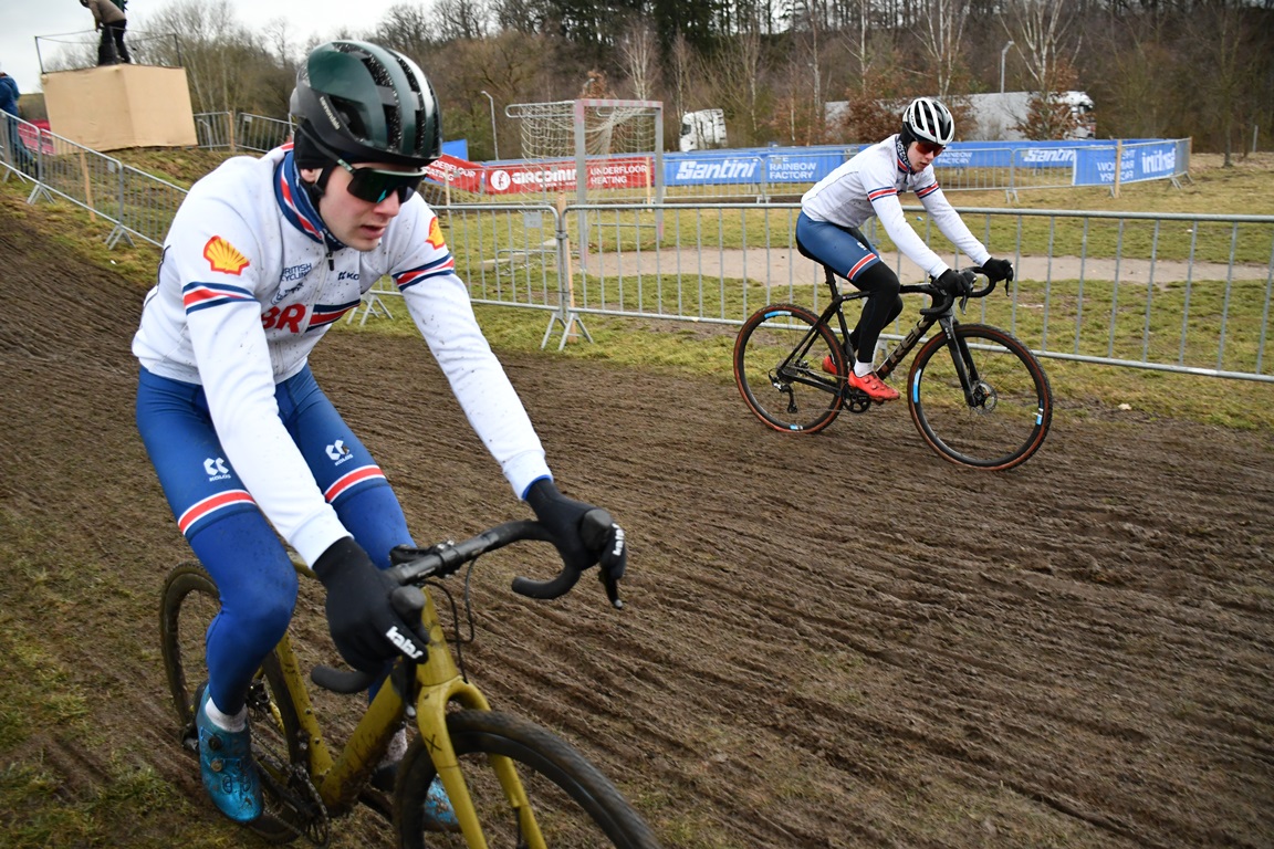 Cyclo23