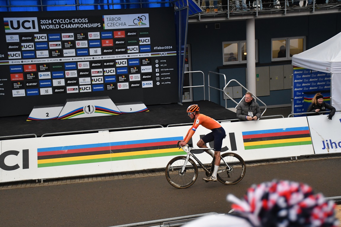 Cyclo144