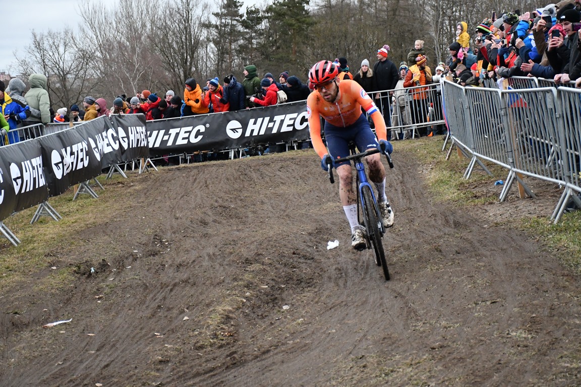 Cyclo279