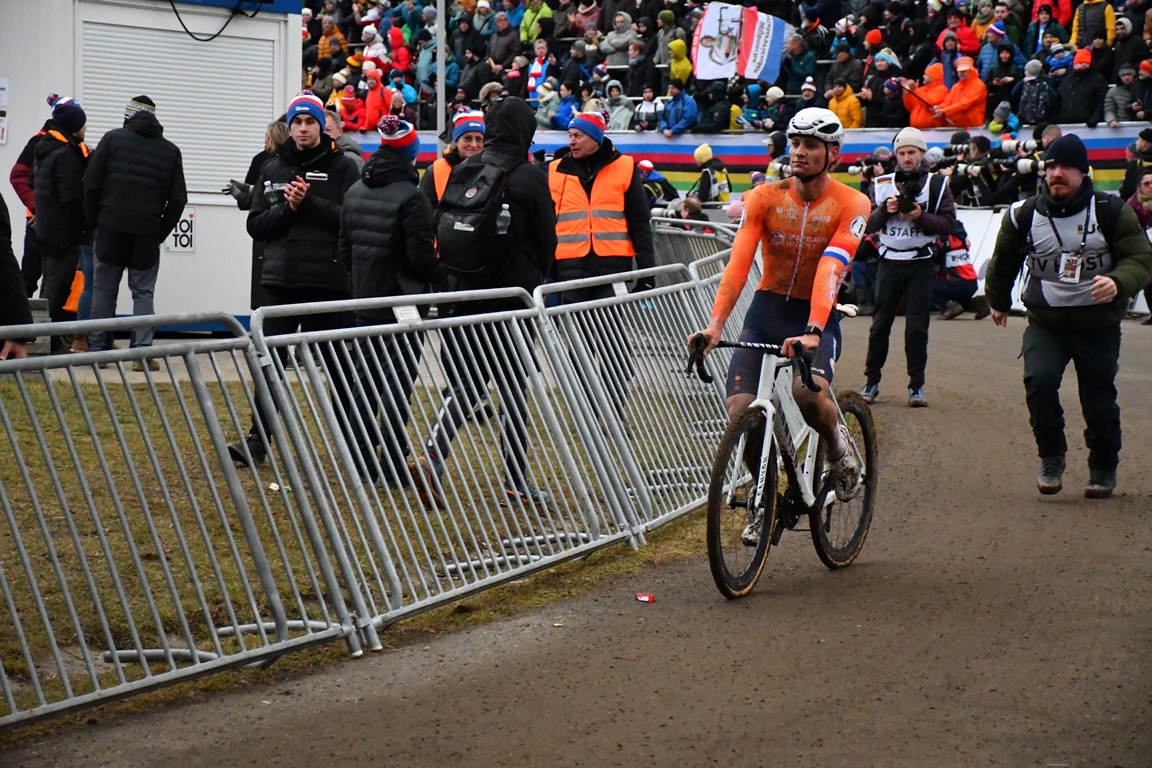 Cyclo437