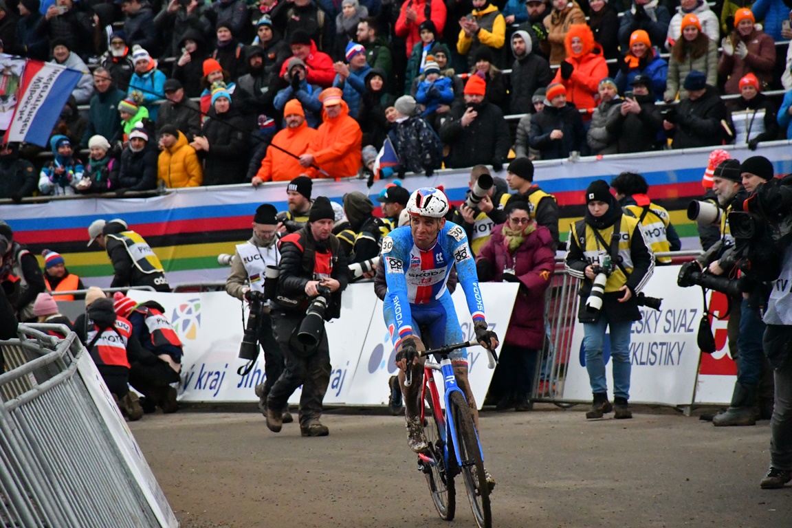 Cyclo452