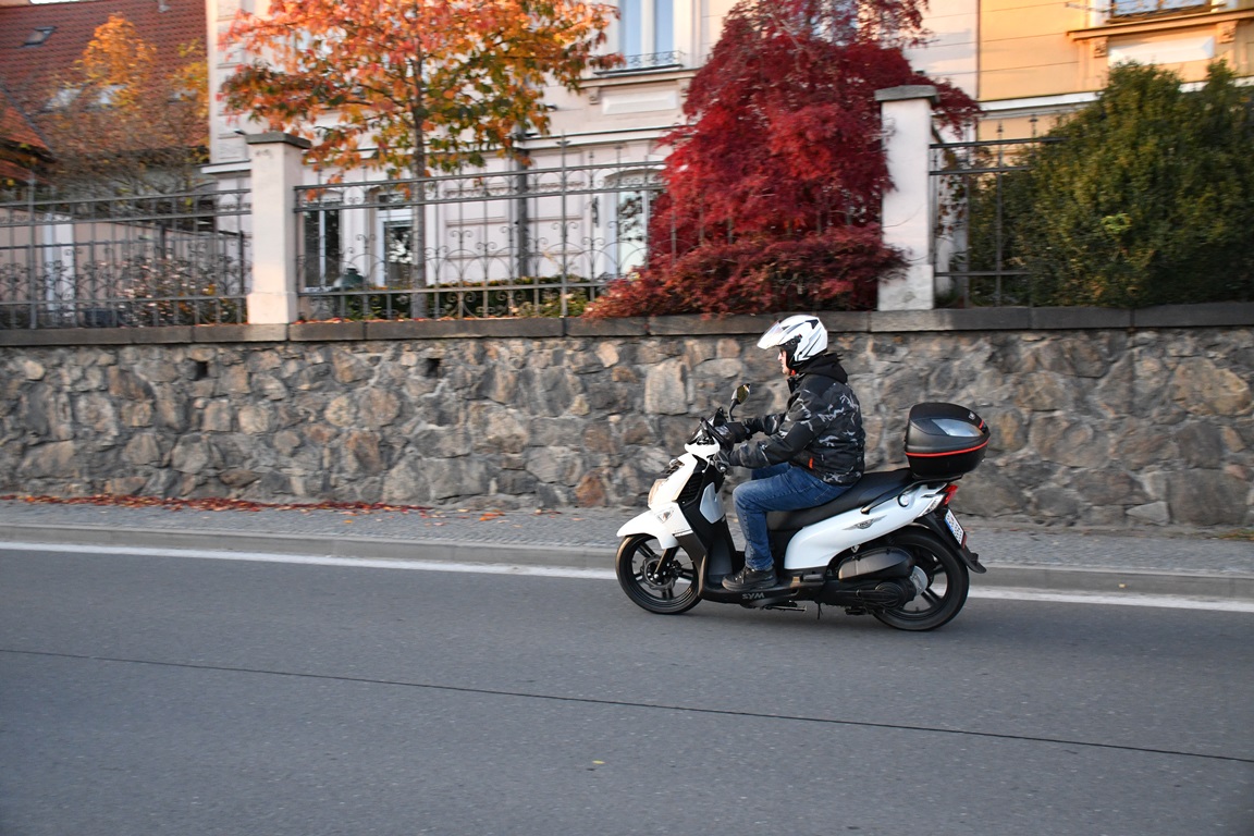 Moto18