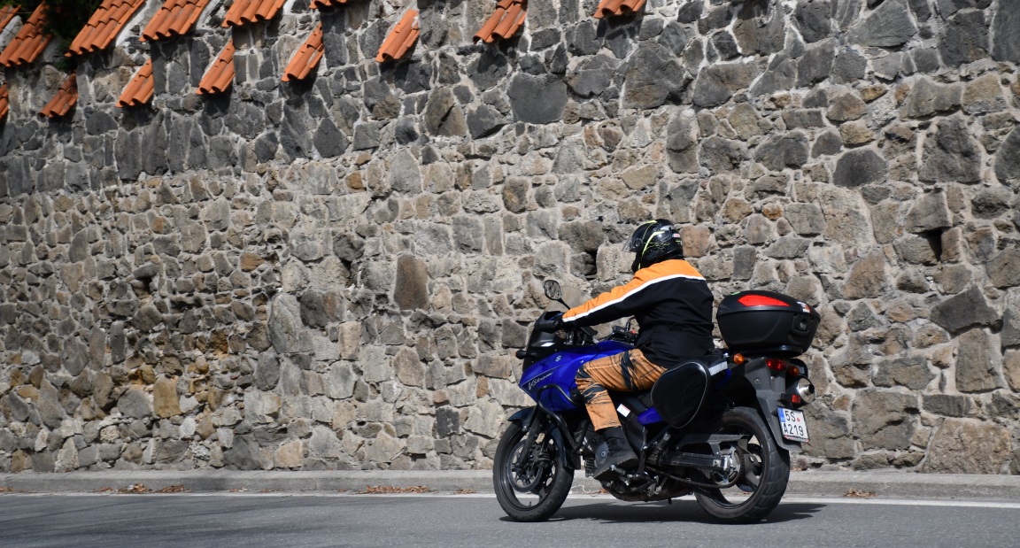 Moto72
